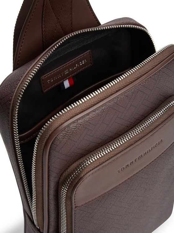 Tommy Hilfiger TH Flag Slingbag i læder 28 cm