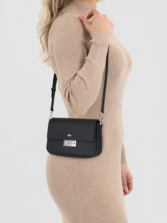 Lacoste Core Essentials Daily City Skuldertaske 21.5 cm