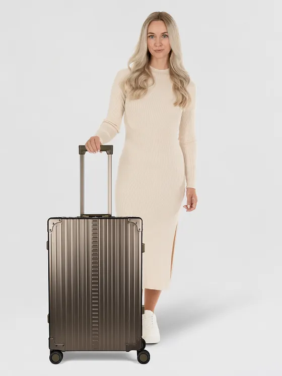 Aleon Traveler 4-hjulig resväska i Aluminium, 67 cm Aleon Traveler 4-hjulig resväska i Aluminium, 67 cm