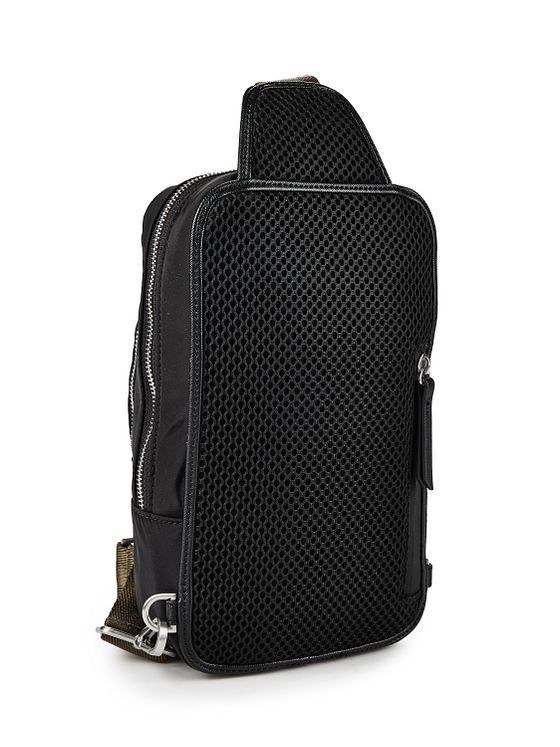 Guess Berlin-skuldtaske 34 cm Guess Berlin-skuldtaske 34 cm