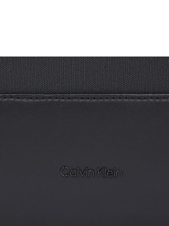 Calvin Klein Tech Sensual Weekend-rejsetaske 45.5 cm