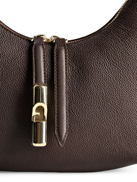 Furla Goccia Axelväska Läder 22 cm Furla Goccia Axelväska Läder 22 cm