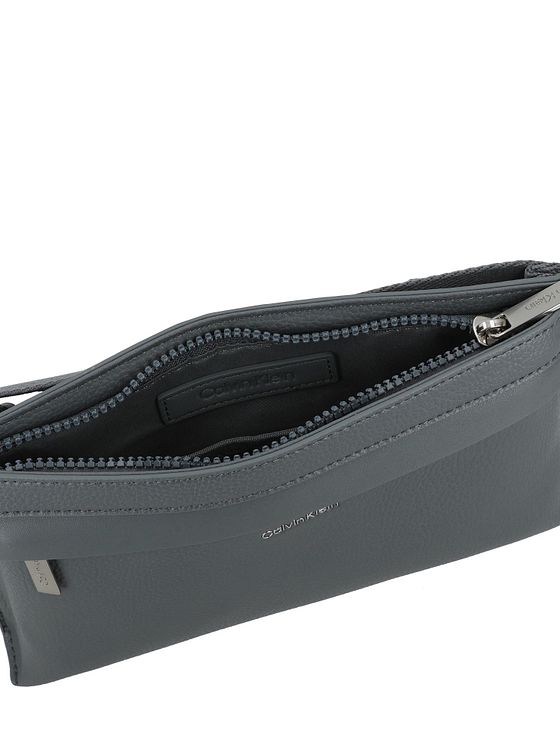 Calvin Klein CK Mixmedia Bæltetaske 24 cm Calvin Klein CK Mixmedia Bæltetaske 24 cm