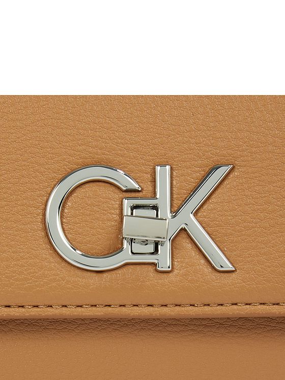 Calvin Klein Re-Lock Skuldertaske 16.5 cm Calvin Klein Re-Lock Skuldertaske 16.5 cm