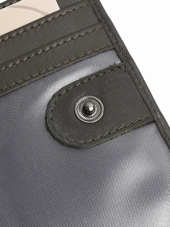 The Chesterfield Brand Valetta Cartera Bloqueo RFID Piel natural 18 cm The Chesterfield Brand Valetta Cartera Bloqueo RFID Piel natural 18 cm
