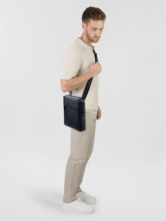 Piquadro Skuldertaske Læder 27 cm