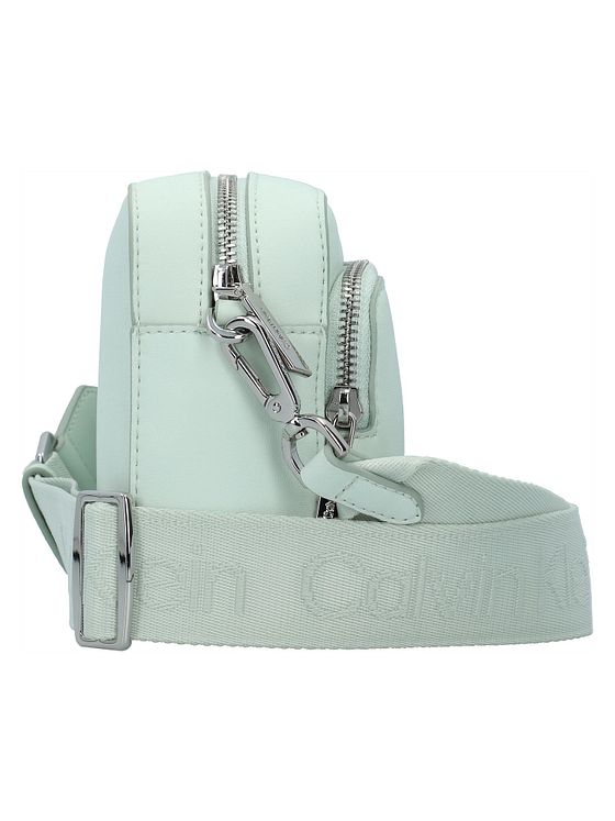 Calvin Klein CK Must Skuldertaske 22 cm