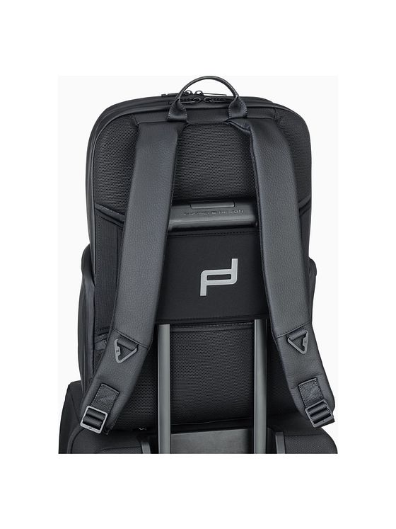 Porsche Design Urban Eco Daypack Læder 41 cm Laptoprum Porsche Design Urban Eco Daypack Læder 41 cm Laptoprum