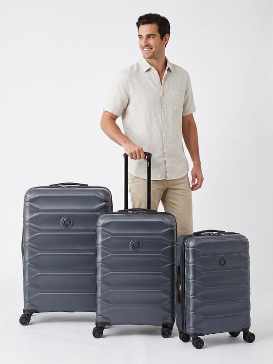 Delsey Paris Meteor 4-hjulig Resväskset 3-delad med expansionsveck Delsey Paris Meteor 4-hjulig Resväskset 3-delad med expansionsveck