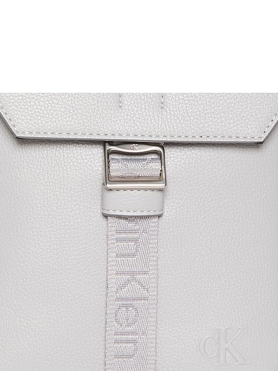 Calvin Klein Cargo Skuldertaske 21 cm
