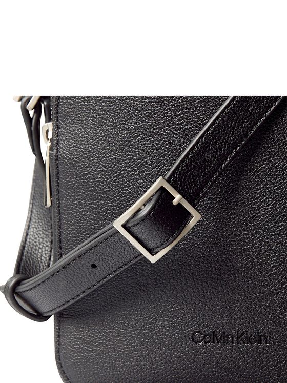 Calvin Klein Micro Pebble Skuldertaske 18 cm