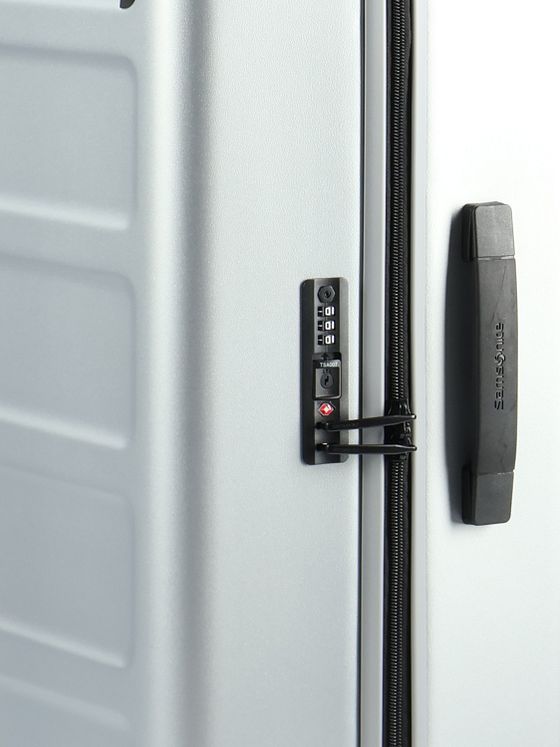 Samsonite Quadrix 4-hjulet trolley 68 cm Samsonite Quadrix 4-hjulet trolley 68 cm