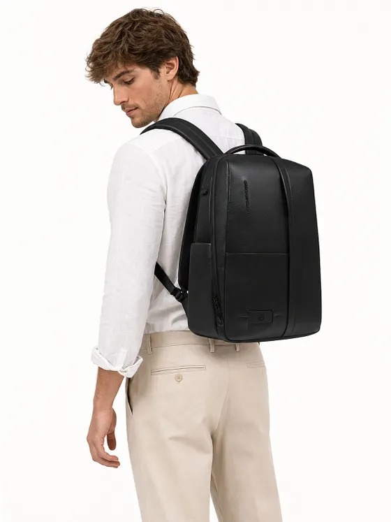 Piquadro Russell Mochila de negocios Bloqueo RFID Piel natural 42 cm Compartimento para el portátil