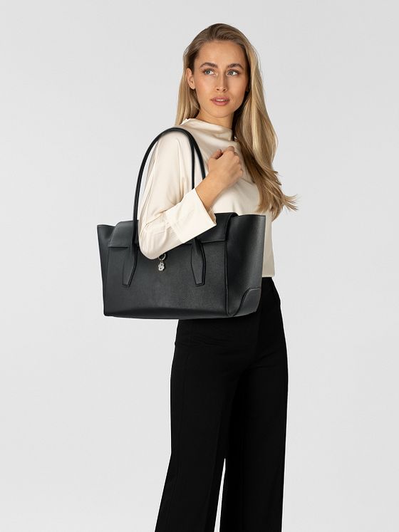 Boss Nerissa Skuldertaske 41 cm Boss Nerissa Skuldertaske 41 cm