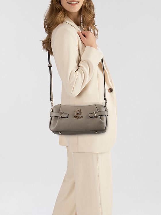 Guess Yesba Skuldertaske 23 cm Guess Yesba Skuldertaske 23 cm