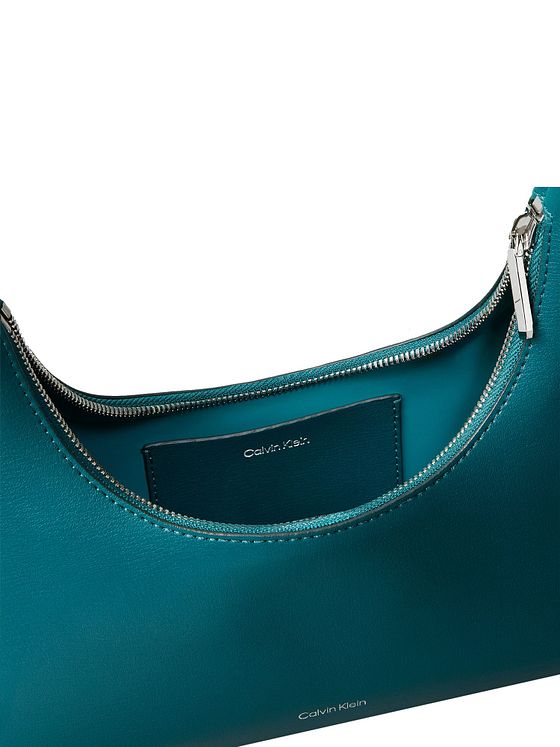 Calvin Klein Foil Skuldertaske 29 cm