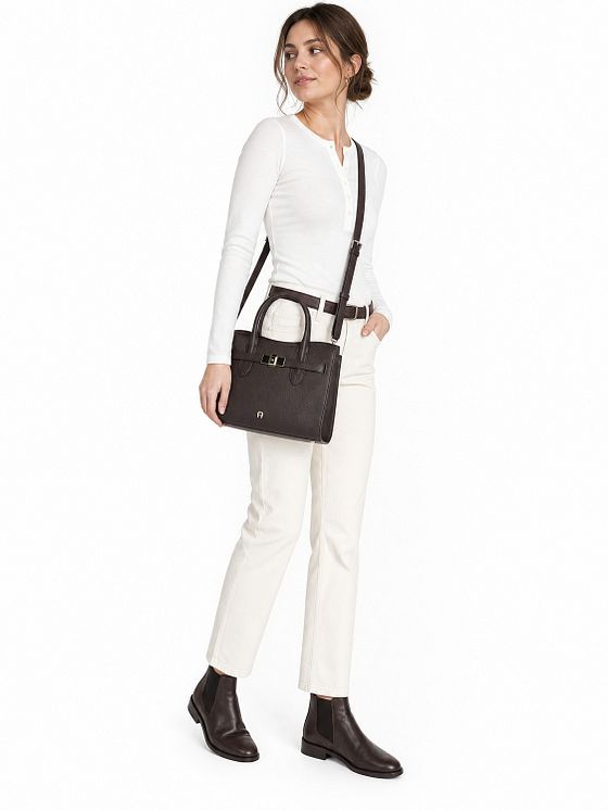 AIGNER Farah Bolsa de hombro M Piel natural 28 cm AIGNER Farah Bolsa de hombro M Piel natural 28 cm
