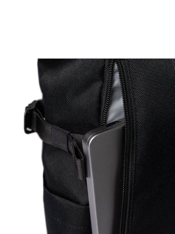 Sandqvist Icon Daypack 65 cm Laptoprum Sandqvist Icon Daypack 65 cm Laptoprum