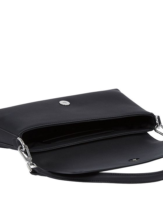 Calvin Klein Ck Must Skuldertaske 27 cm