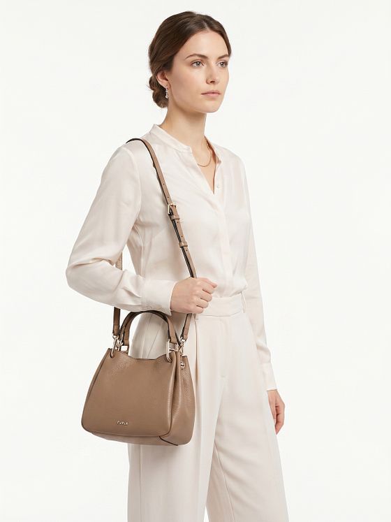 Furla Nuvola Handtasche Leder 19 cm Furla Nuvola Handtasche Leder 19 cm