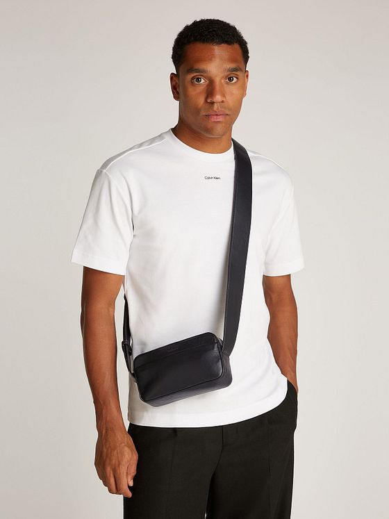 Calvin Klein CK Refined Skuldertaske 20 cm Calvin Klein CK Refined Skuldertaske 20 cm