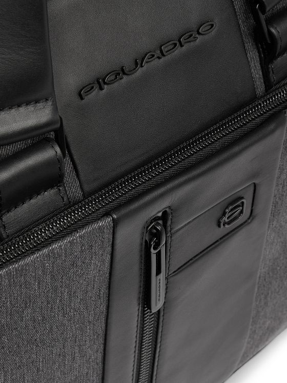 Piquadro Brief Kuffert RFID 41 cm rum til bærbar computer