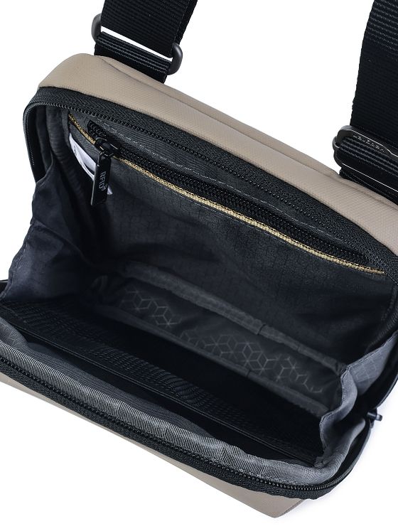 Hedgren Commute Eco Mini bag crossbody-väska RFID-skydd 16.5 cm Hedgren Commute Eco Mini bag crossbody-väska RFID-skydd 16.5 cm