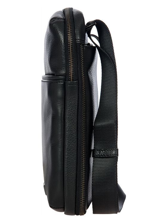 Bric's Torino skuldertaske i læder 21 cm