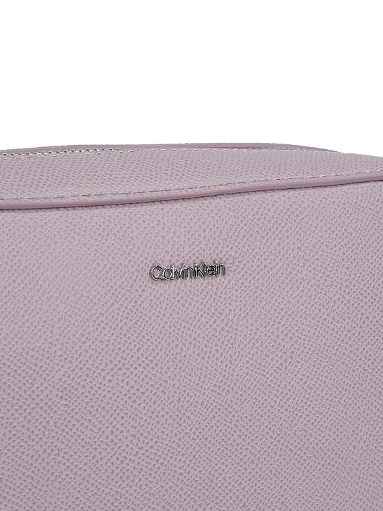 Calvin Klein CK Must Skuldertaske 21.5 cm