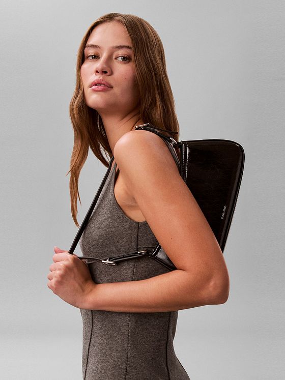 Calvin Klein CK Metallic Skuldertaske 27 cm