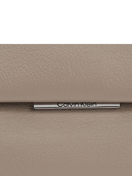 Calvin Klein Skuldertaske 30 cm