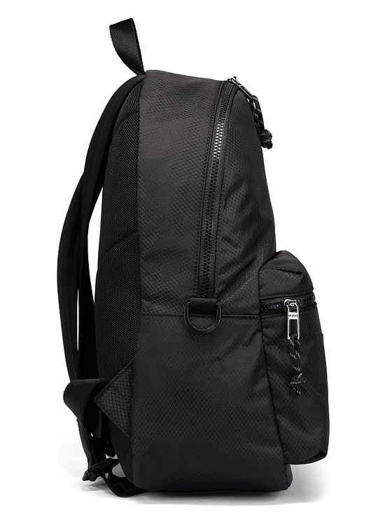 Hugo Jhin Daypack 41 cm Laptoprum Hugo Jhin Daypack 41 cm Laptoprum