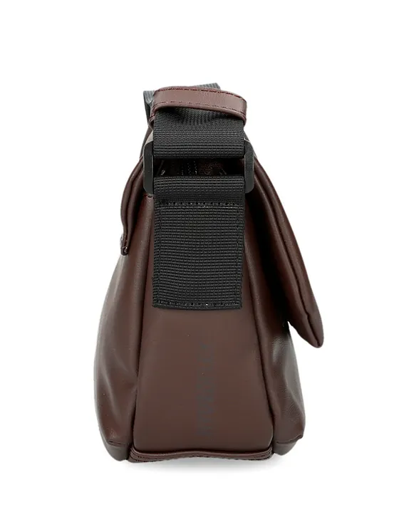 Zwei Cargo Messenger bags 26 cm