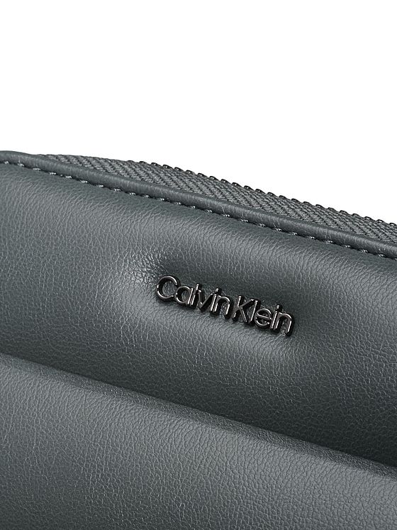Calvin Klein Line Pung 12 cm Calvin Klein Line Pung 12 cm