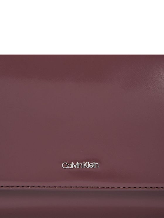 Calvin Klein CK Must Skuldertaske 27 cm