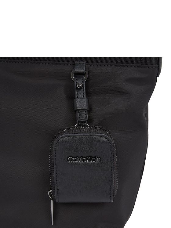 Calvin Klein CK Est. Skuldertaske 30.5 cm