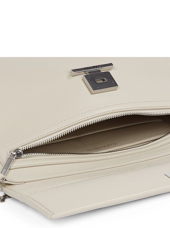 Calvin Klein Skuldertaske 30 cm Calvin Klein Skuldertaske 30 cm