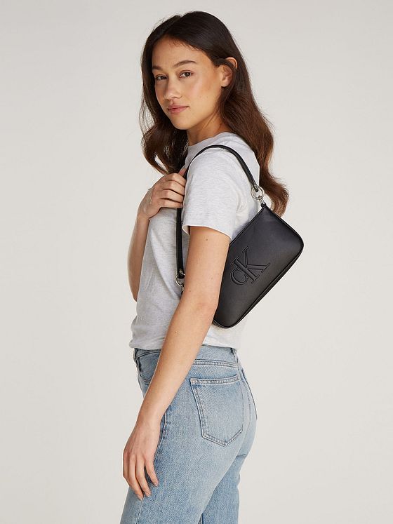 Calvin Klein Jeans Sculpted Deboss Skuldertaske 25 cm