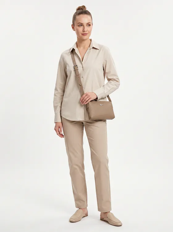 Lacoste Anna Crossbody-väska 19 cm