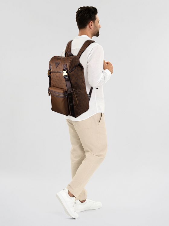 Guess Berlin Daypack 46 cm Guess Berlin Daypack 46 cm