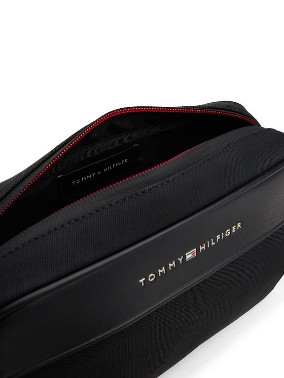 Tommy Hilfiger TH Foundation Skuldertaske 24 cm