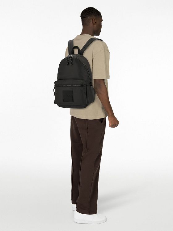 Hugo Jhin Daypack 41 cm Laptoprum Hugo Jhin Daypack 41 cm Laptoprum