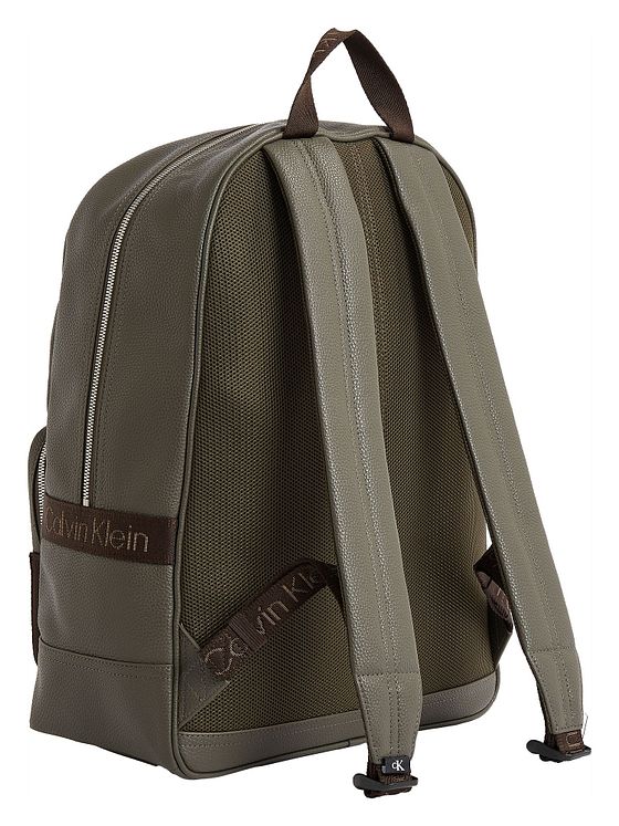 Calvin Klein Jeans Cargo Daypack 43 cm Laptoprum Calvin Klein Jeans Cargo Daypack 43 cm Laptoprum