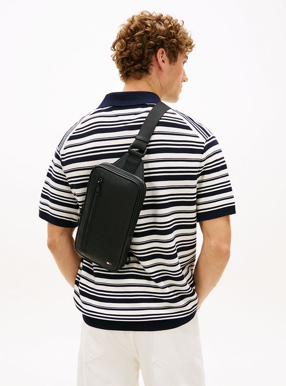 Tommy Hilfiger TH Flag Sling Bag 31,5 cm