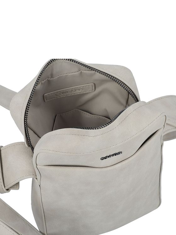 Calvin Klein CK Refined Mini Bag skuldertaske 17 cm Calvin Klein CK Refined Mini Bag skuldertaske 17 cm