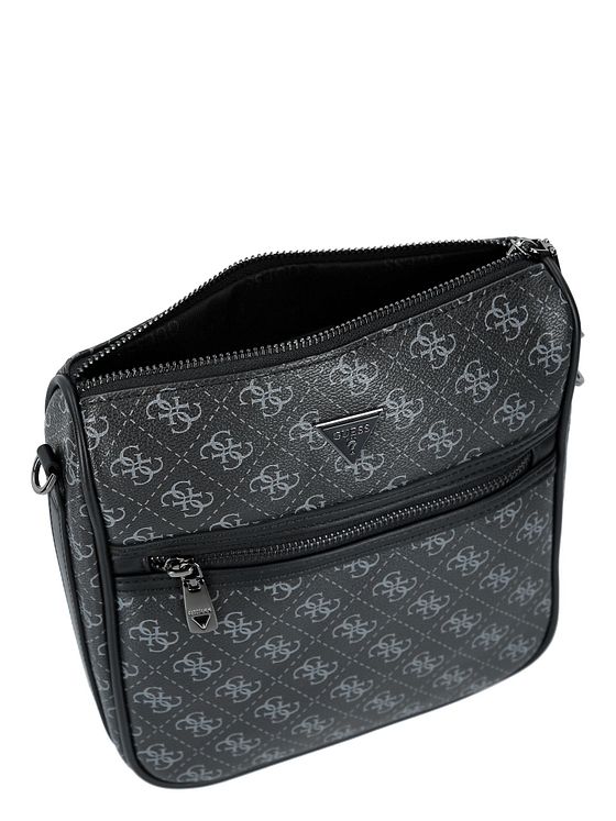 Guess Milano Skuldertaske 22 cm Guess Milano Skuldertaske 22 cm