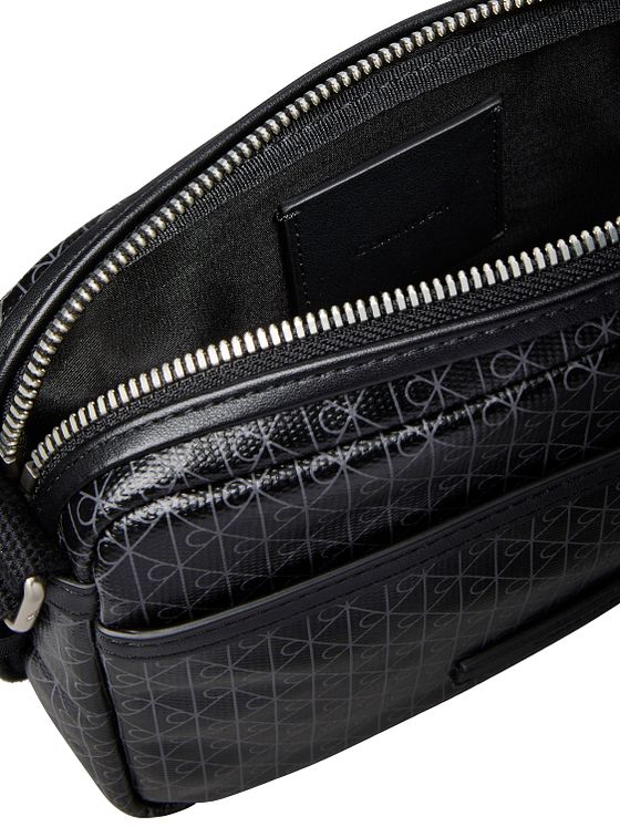 Calvin Klein Hardware Skuldertaske 20 cm