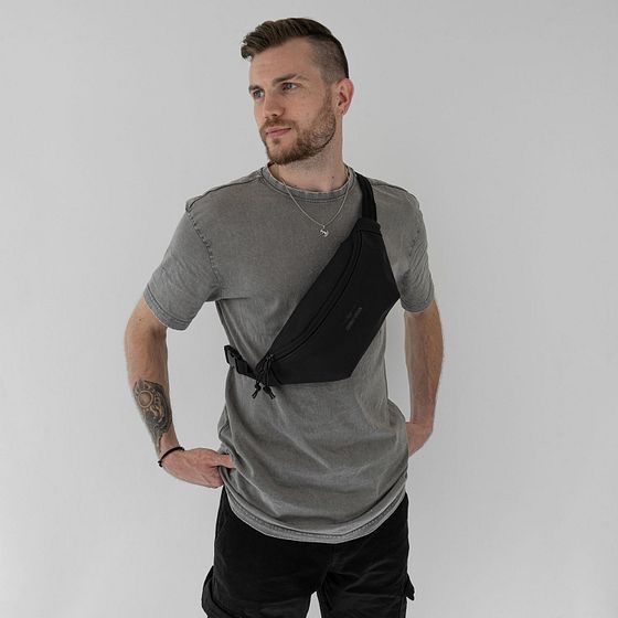 Johnny Urban Sleek Series Riley Bæltetaske 38 cm