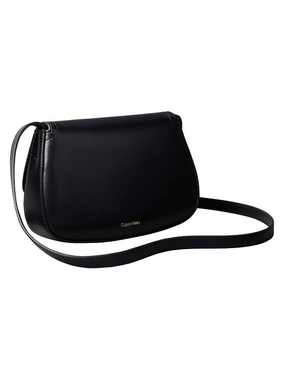 Calvin Klein CK Flap Skuldertaske 22 cm Calvin Klein CK Flap Skuldertaske 22 cm