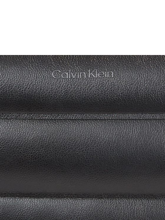 Calvin Klein Line Quilt Skuldertaske 22 cm